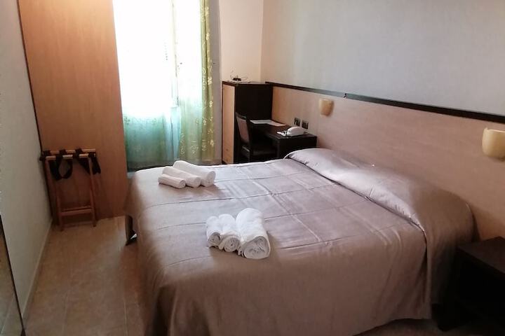 Room 19 of 64