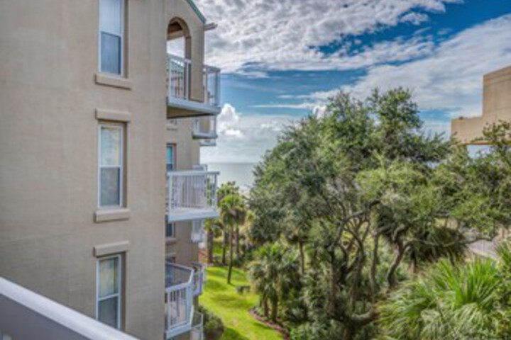 Terrace/Patio 3 of 50