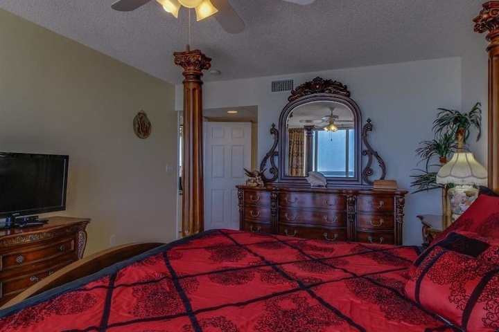 Room 3 of 22