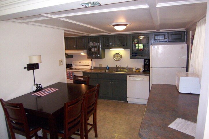 Room 15 of 100