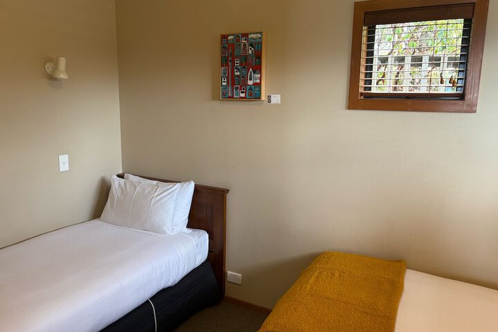 Room 10 of 51