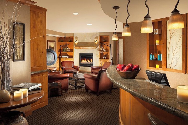 Hotel Interior 16 of 28