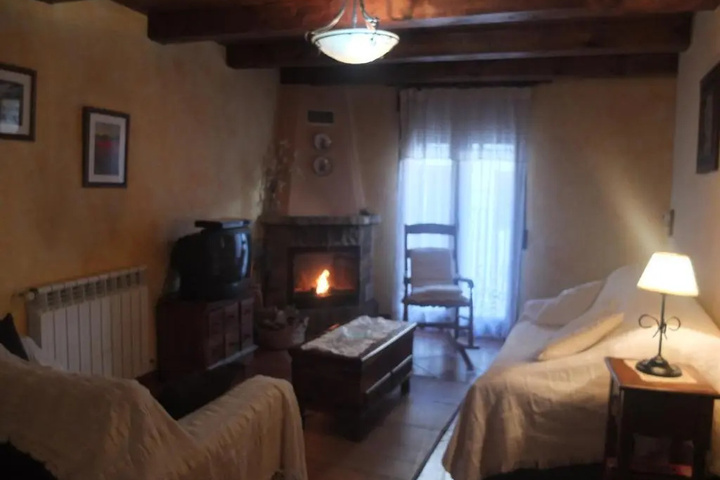 Room 2 of 12