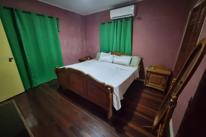 Room 2 of 11