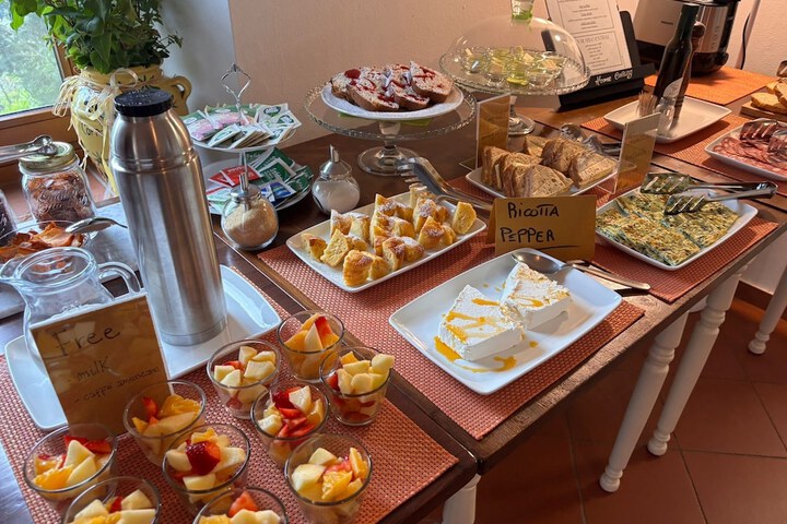 Breakfast/Coffee Service 56 of 75