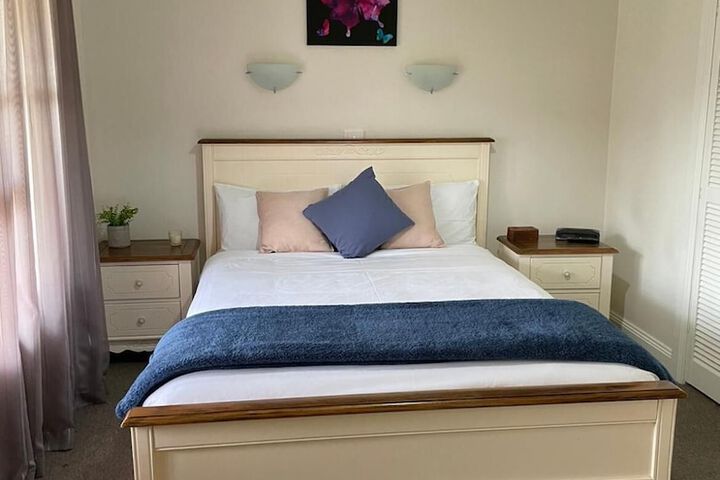 Room 4 of 24