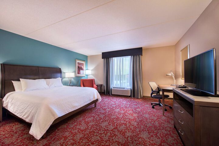 1 King Bed (22 of 23)