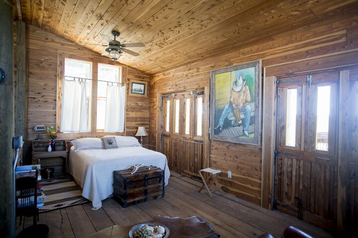 Room 12 of 61