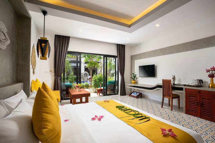 Room 5 of 85