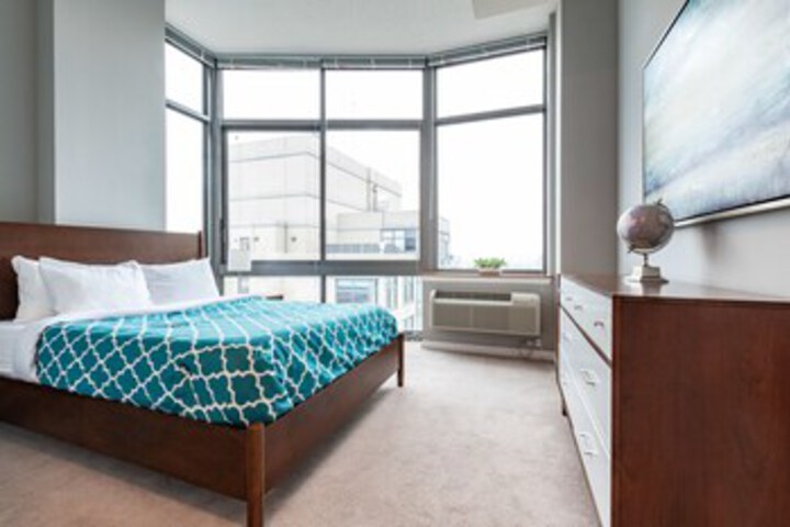 Room 193 of 246
