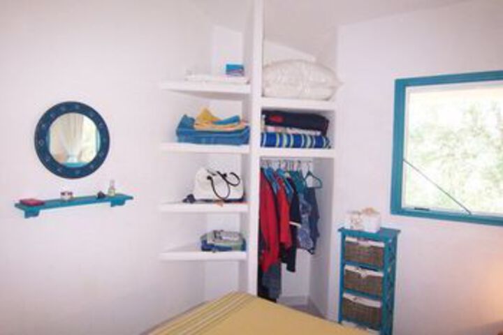 Room 5 of 15
