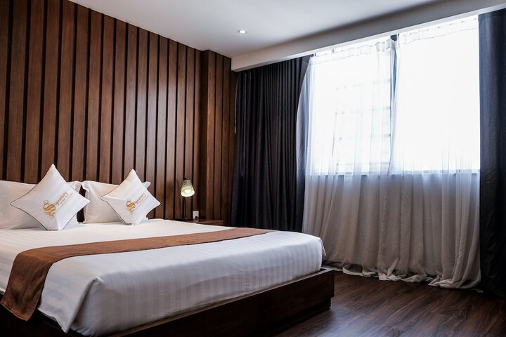 Room 27 of 68
