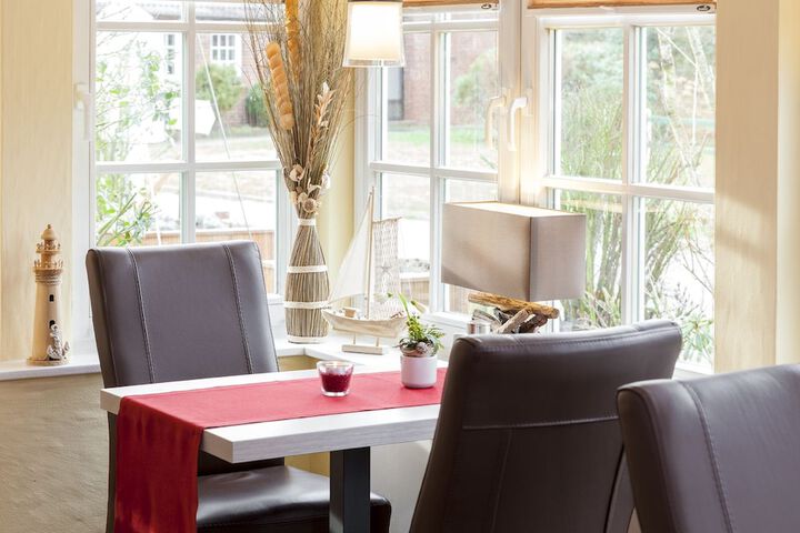 Dining 95 of 113