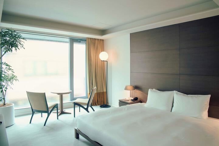 Room 41 of 106