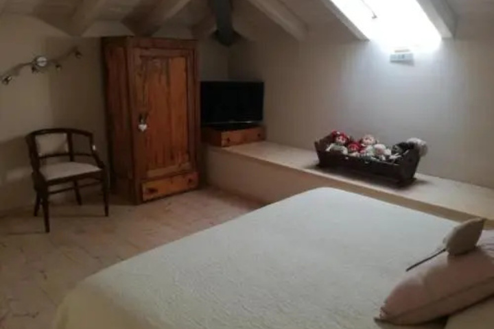 Room 3 of 13