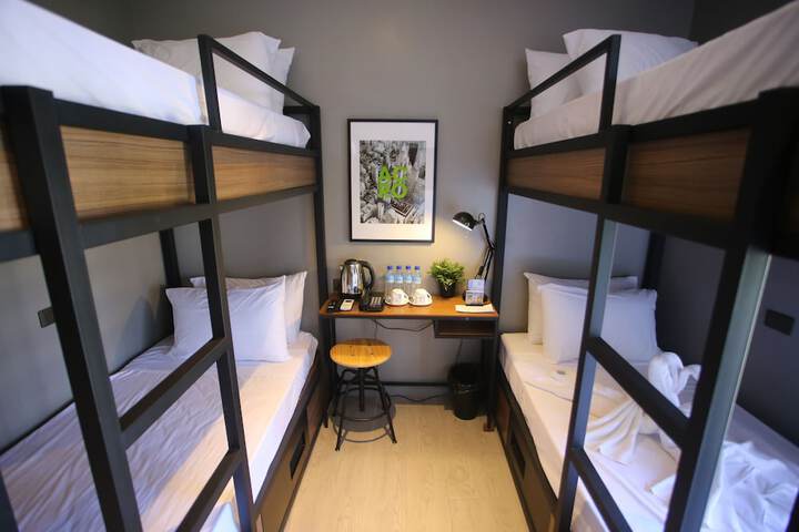 Room 16 of 64