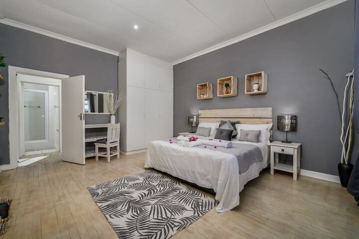 Room 3 of 45