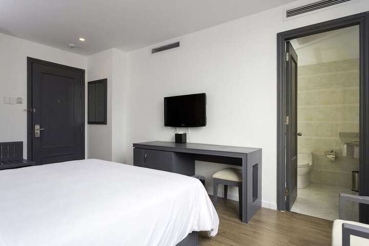 Room 18 of 70