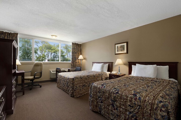 Room 15 of 29