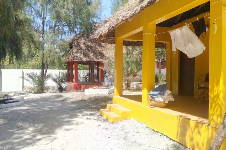 Hotel Exterior 89 of 92