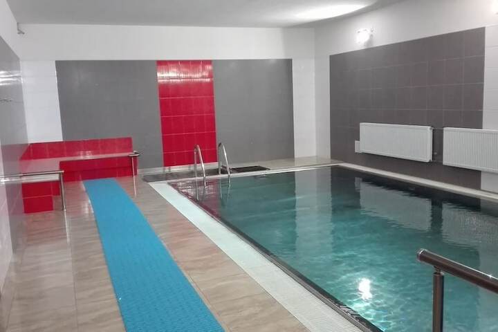 Pool Hotel