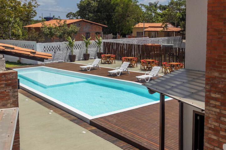 Pool 31 of 61