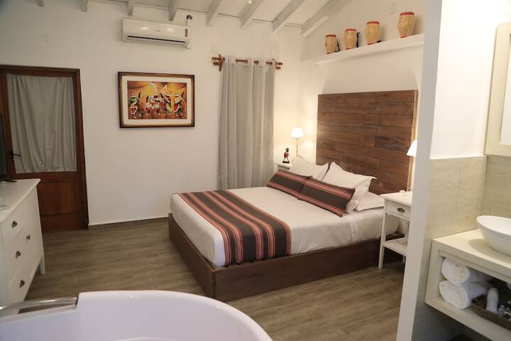 Room 25 of 57