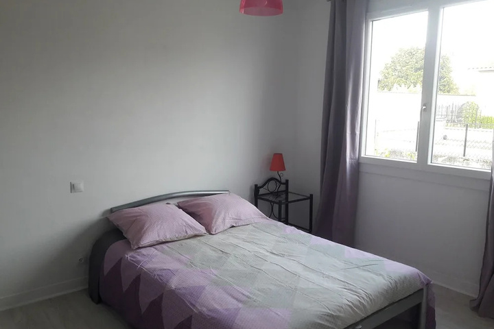 Room 1 of 7