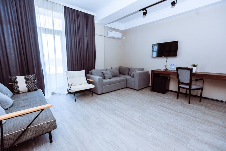 Room 22 of 42