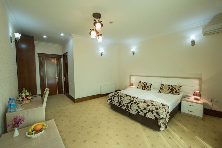 Room 21 of 62