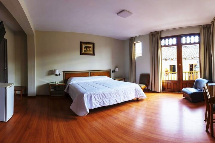 Room 11 of 35