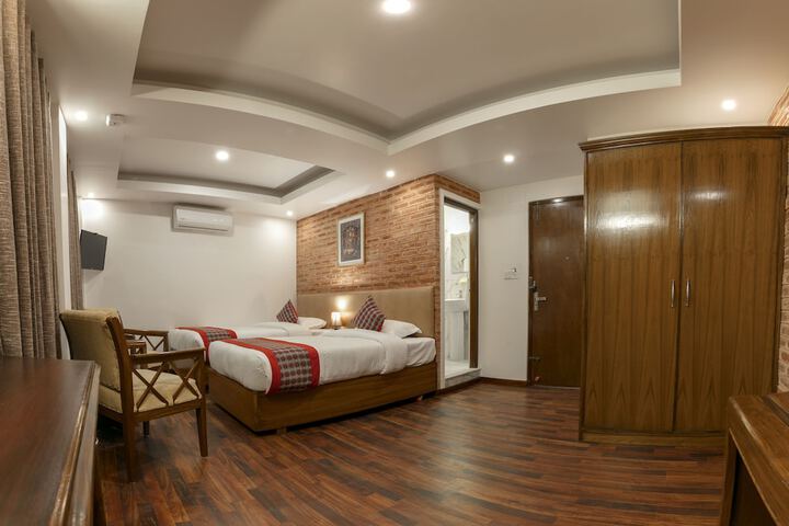 Room 6 of 29