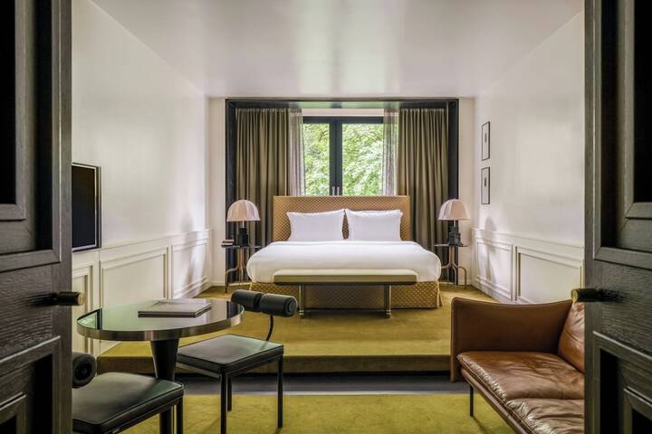 Room 25 of 71