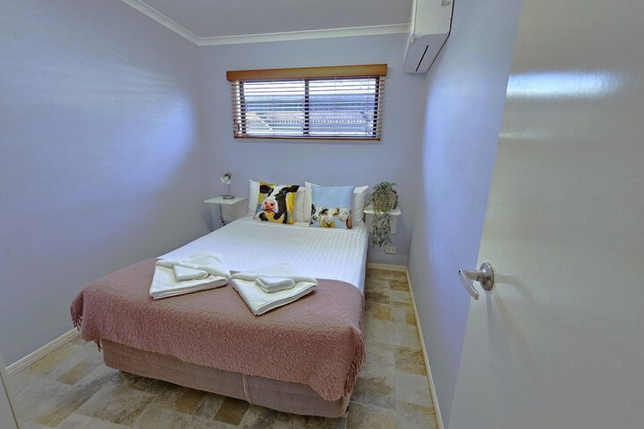 Room 13 of 96