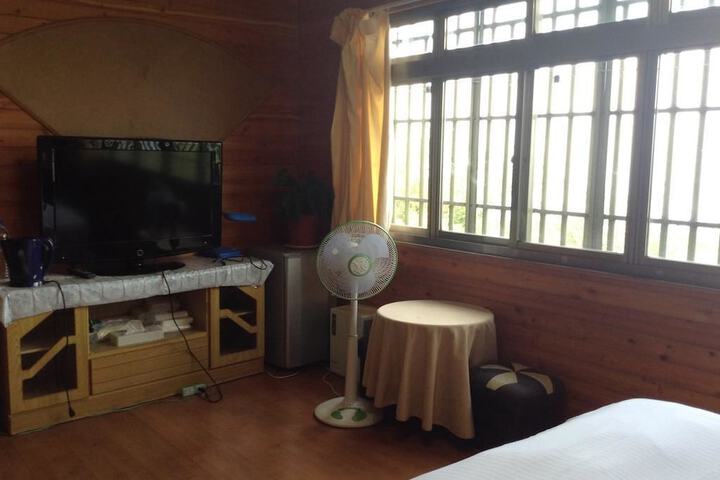 Room 6 of 37