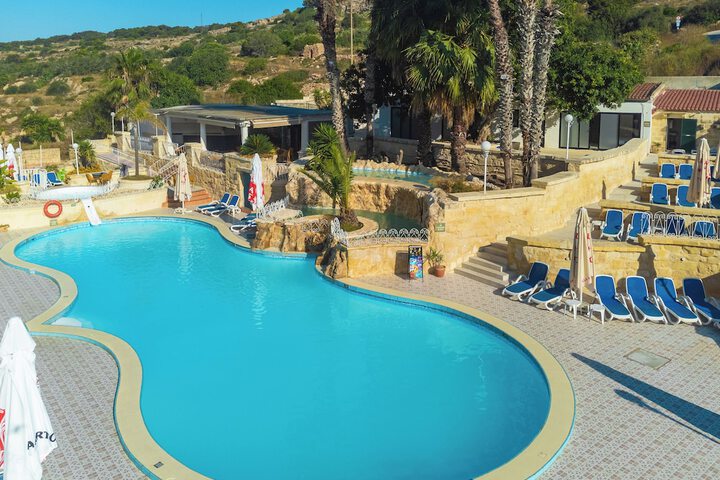 Pool 58 of 81
