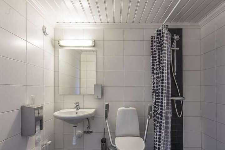 Room 20 of 53