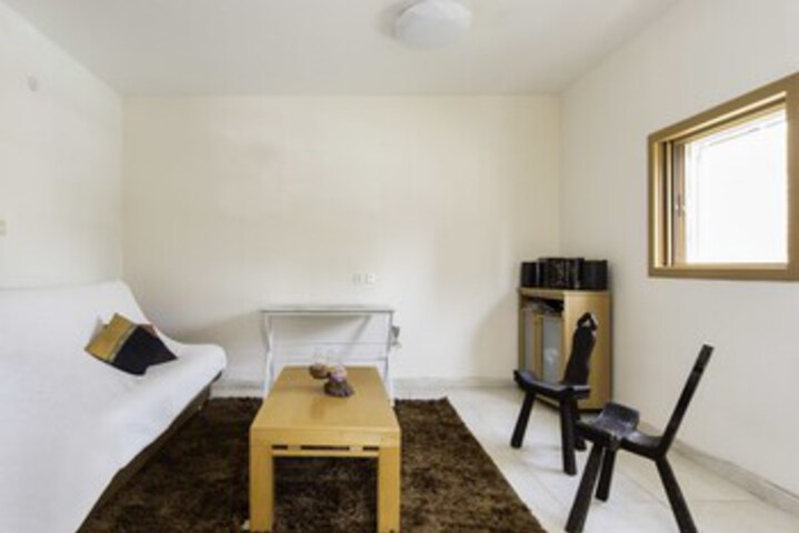Room 18 of 20