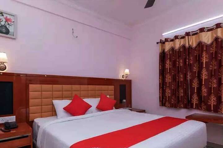 Room 8 of 21