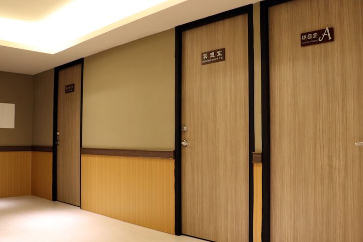 Hotel 56 of 58
