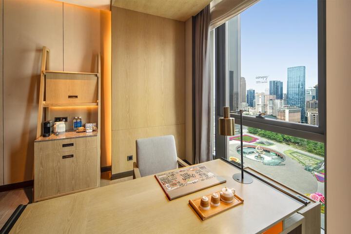 Room 20 of 82