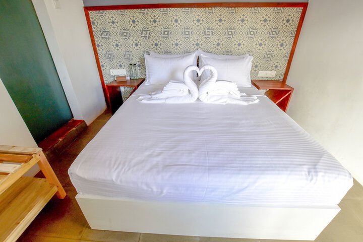 Room 8 of 29