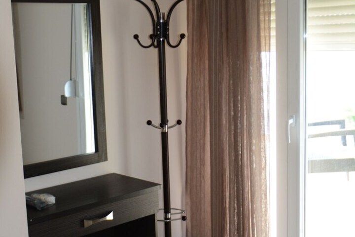 Room 5 of 59