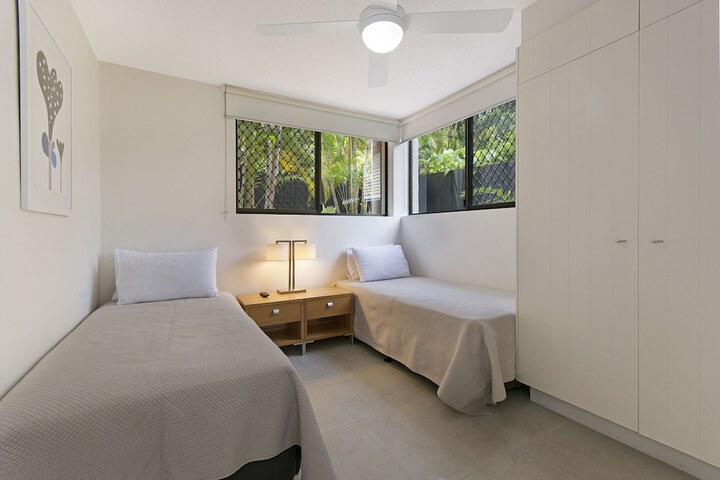 Room 3 of 23