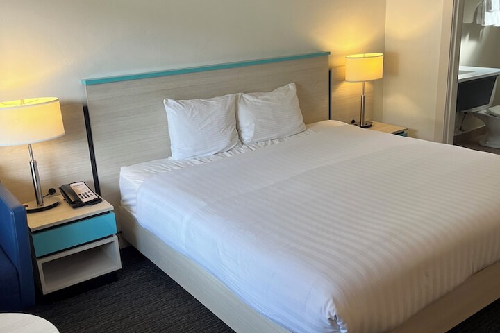 Room 26 of 67