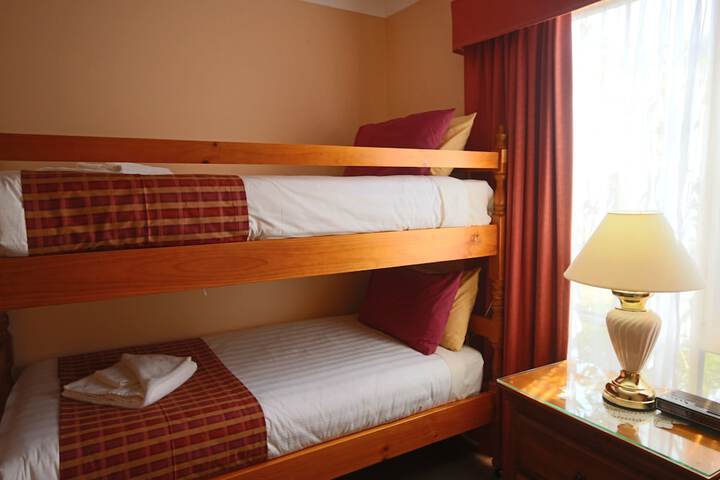Room 12 of 244