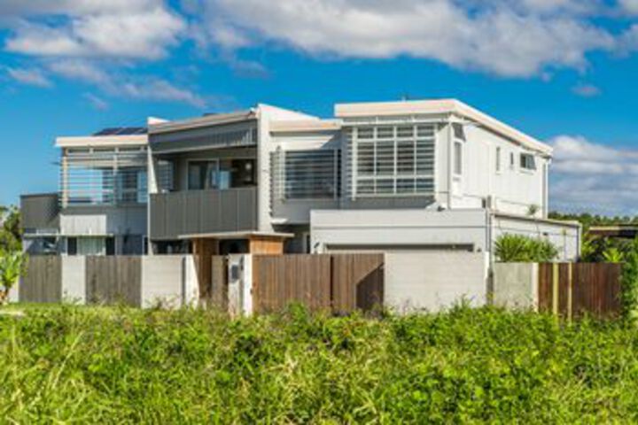 Property Grounds 30 of 32