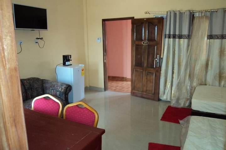 Room 8 of 21
