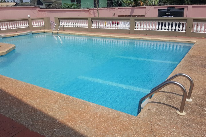 First Choice Hotel