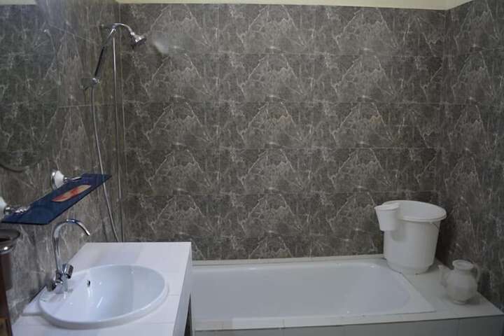 Room 16 of 16